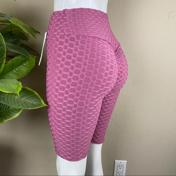 Active Wear Honeycomb Textured Bike Shorts - Picture 3 of 8